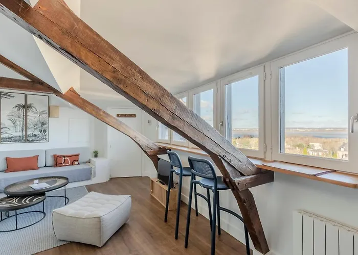 La-haut - 3 Panorama Of The Estuary - Center * Honfleur