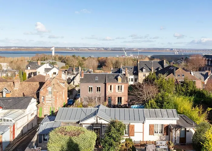 La-haut - 3 Panorama Of The Estuary - Center Apartment